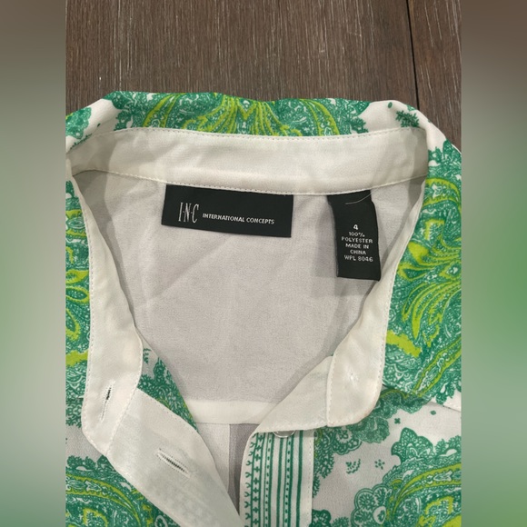 Beautiful Green Paisley blouse by I.N.C - Picture 4 of 6
